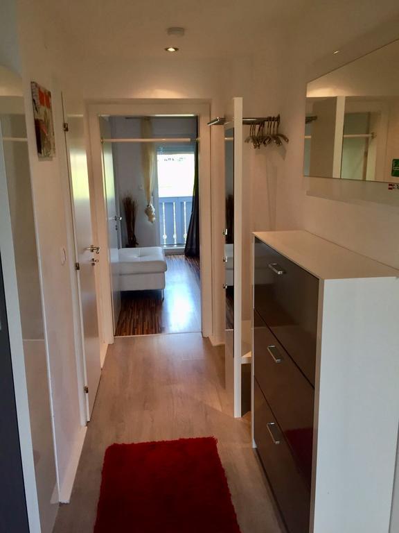 Ferienwohnung H&H Happy Holiday Velden am Woerthersee Exterior photo